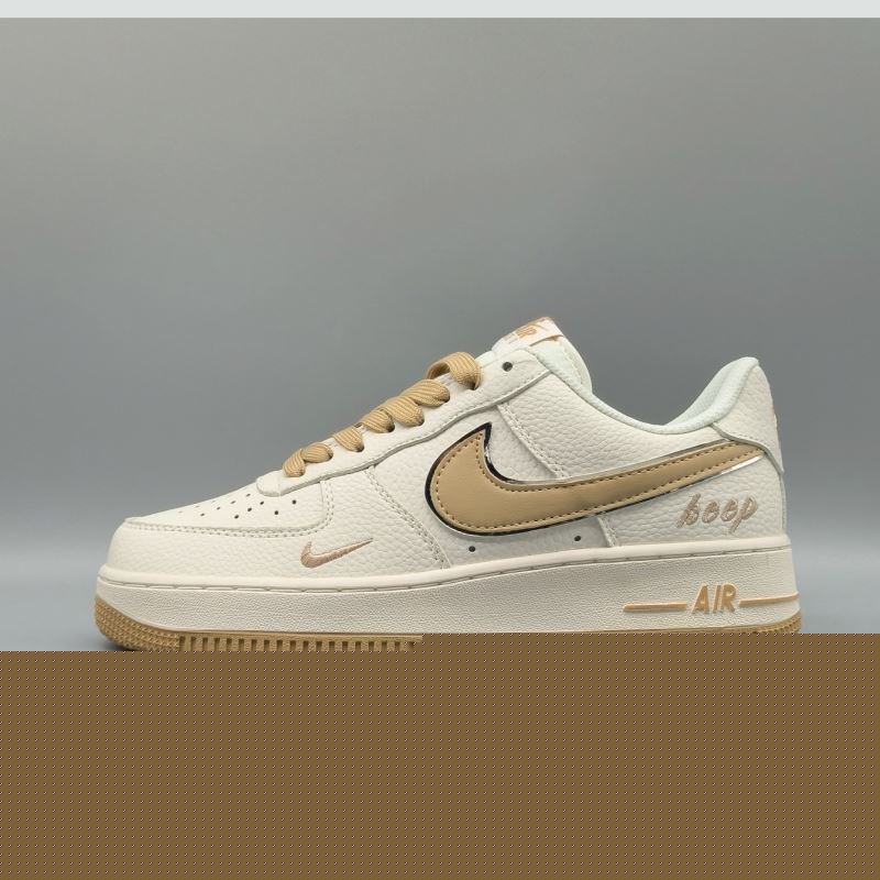 l**is V*t*n sneakers